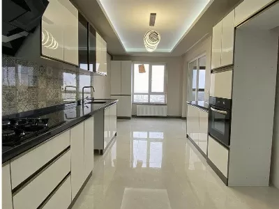Nuh Özcan 8