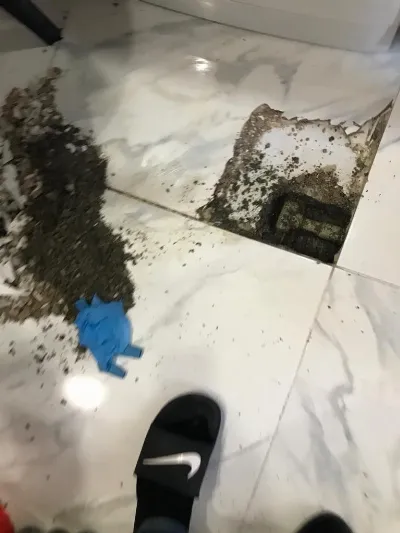 Adem Özsarı 10